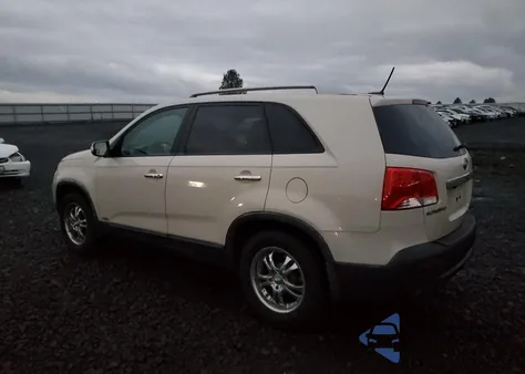 2012 Kia Sorento Base z USA, uszkodzony, nr VIN 5XYKTDA63CG212903